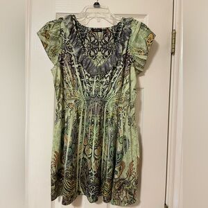 Women’s Apt. 9, Medium top, light mint green & brown